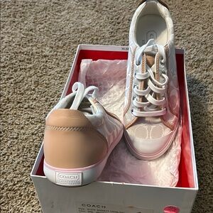 Coach Women's Barrett Sneakers - White and Pink